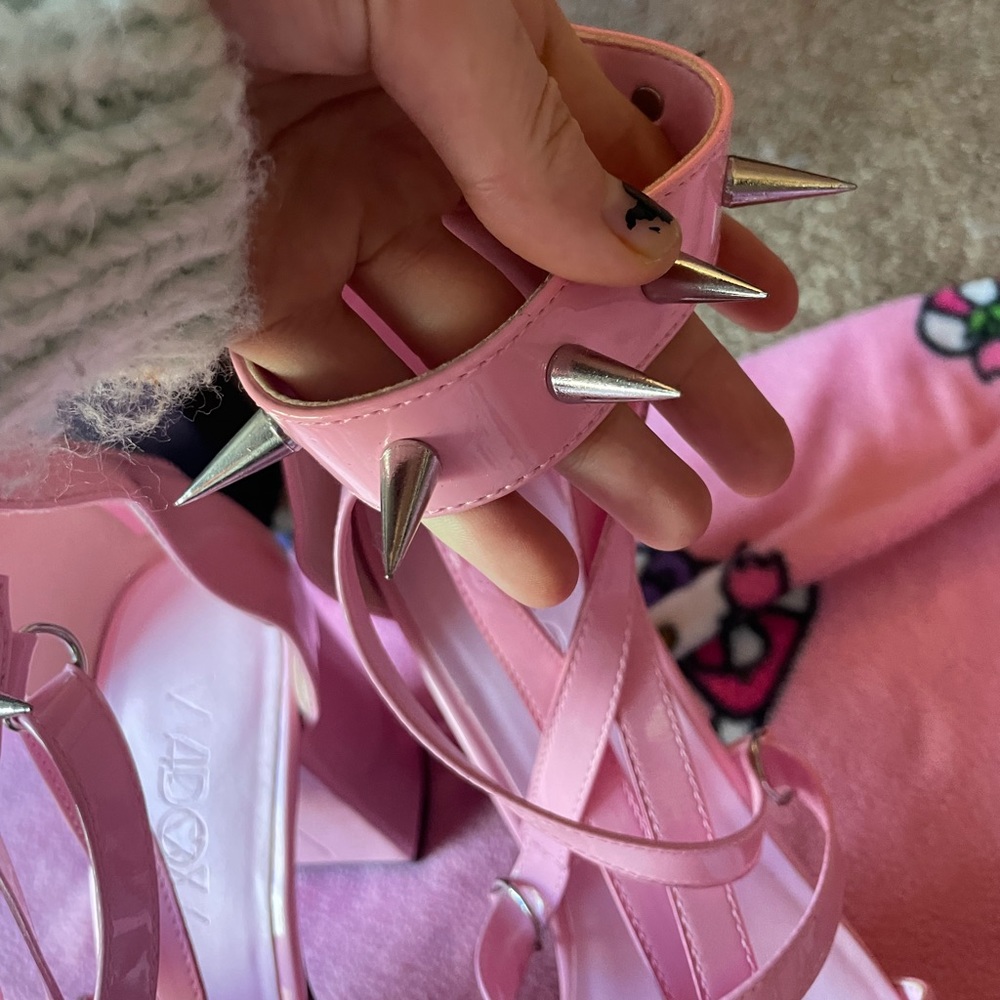 KILLING ME SOFTLY SPIKED HEELS sold out size 8 - Picture 9 of 10